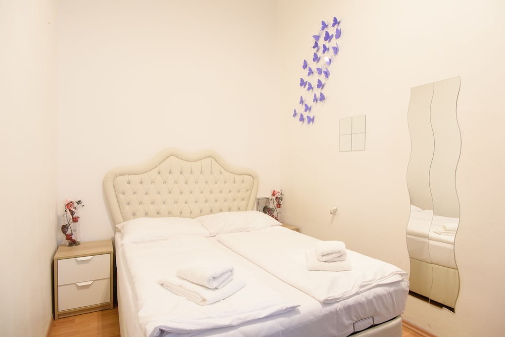Deluxe Apartment, 2 Bedrooms, City View