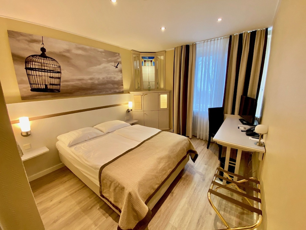 Economy Room - Photo 1