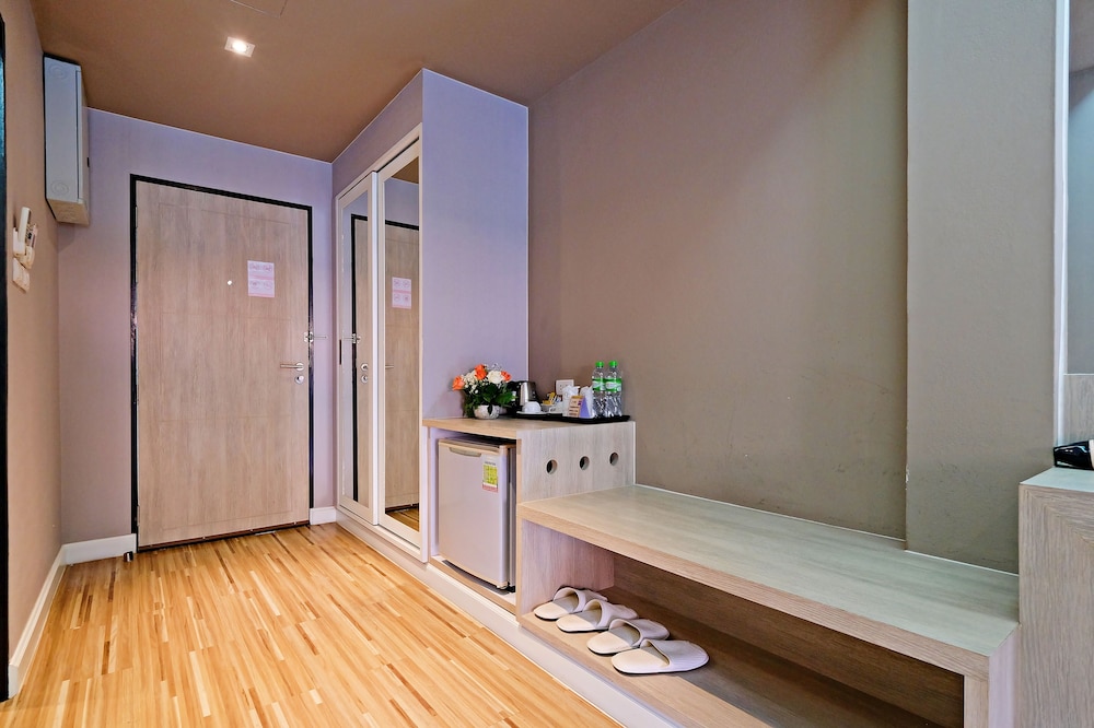 Deluxe Room, 2 Twin Beds - Photo 4