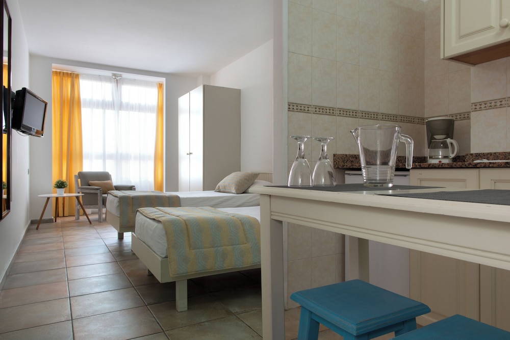 Habitación Doble Económica con Vista a la Ciudad