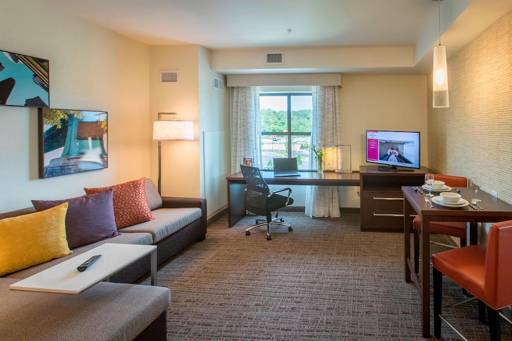 Suite, 1 Bedroom photo 1