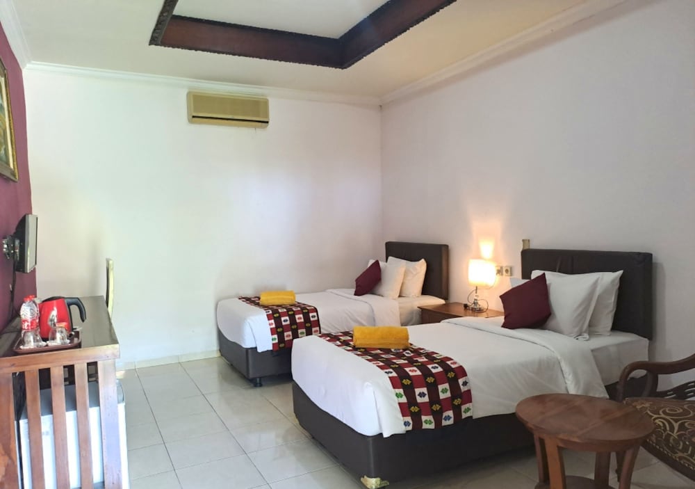 Superior Double or Twin Room photo 2