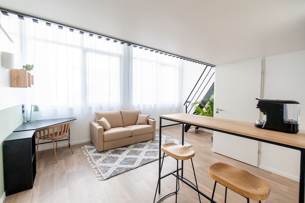 Studio L Duplex - Photo 5