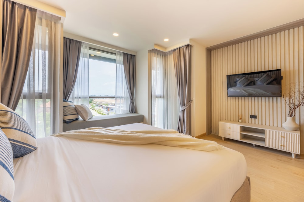 Duplex 2 Bedroom Suite Golf View - Photo 7