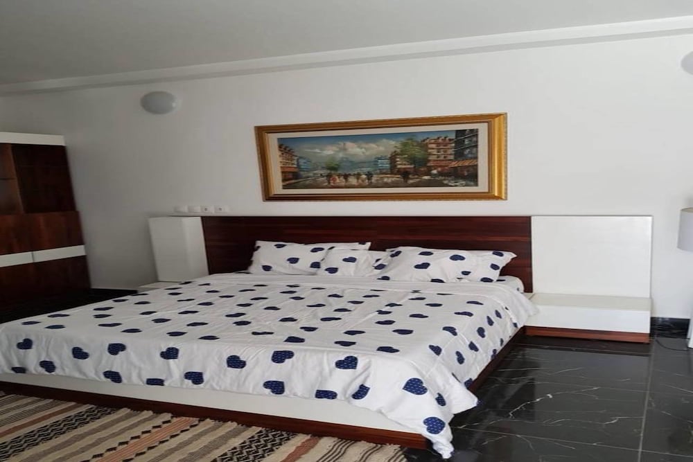 Standard Apartment, 1 Queen Bed, Non Smoking photo 1
