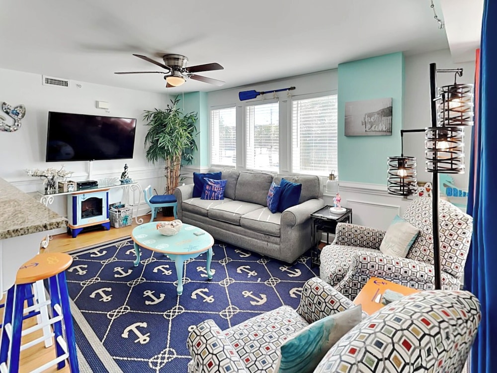 Condo (#1 - No Pets)
