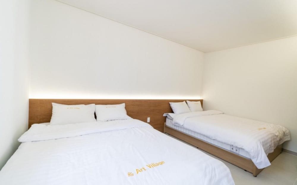 Room (Family 2)