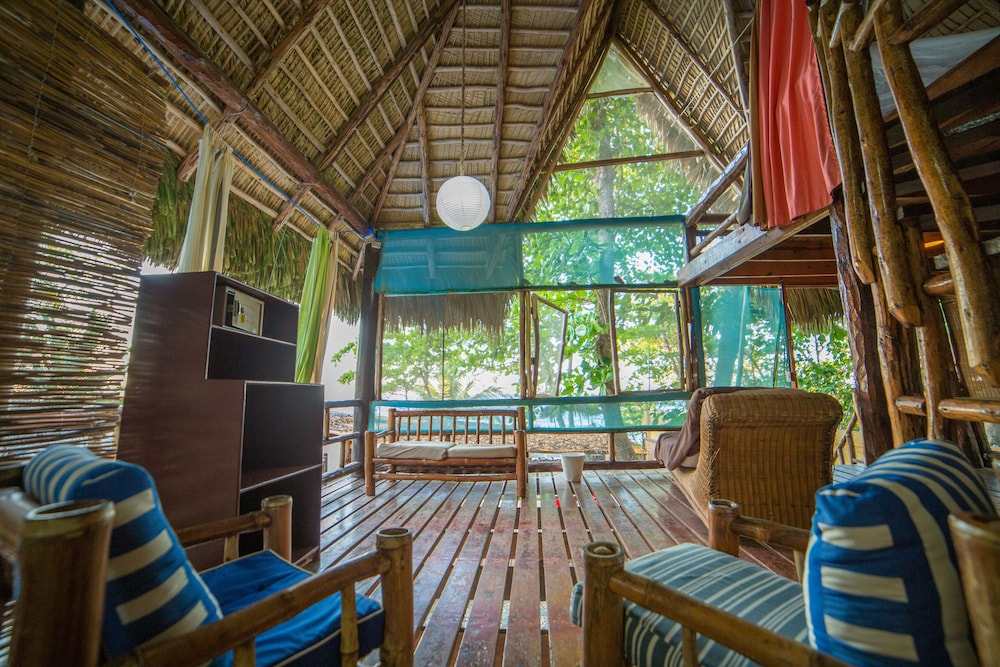Traditional Bungalow photo 3