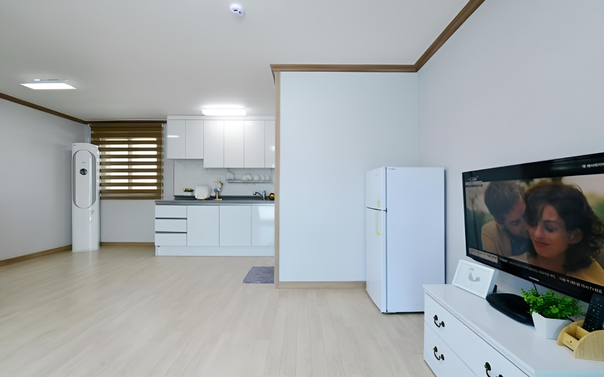 Room (Outbuildings (B Unshared House)) photo 2