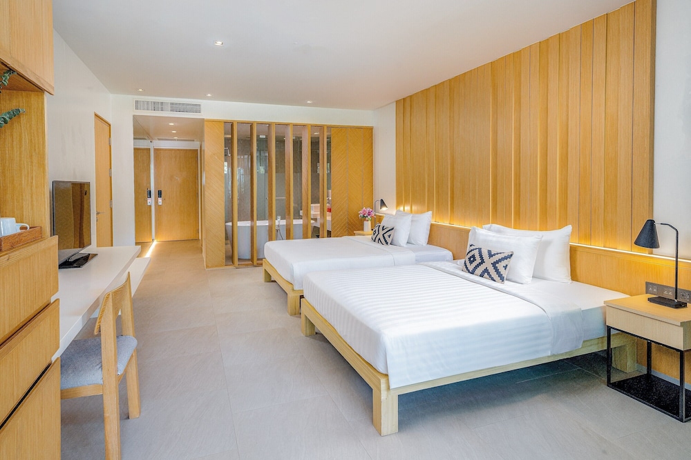 Deluxe Room, 2 Queen Beds (Oasis) - Photo 2