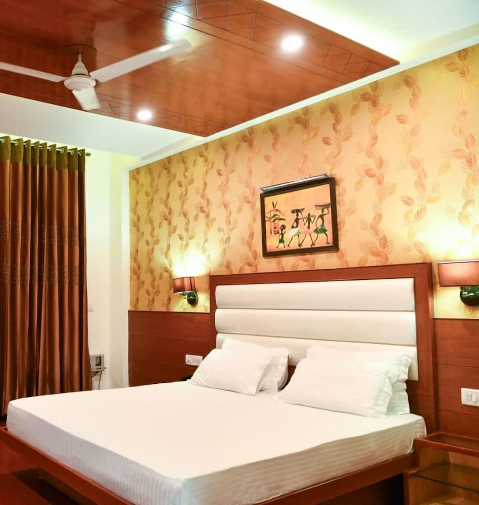 Deluxe Room - Photo 3