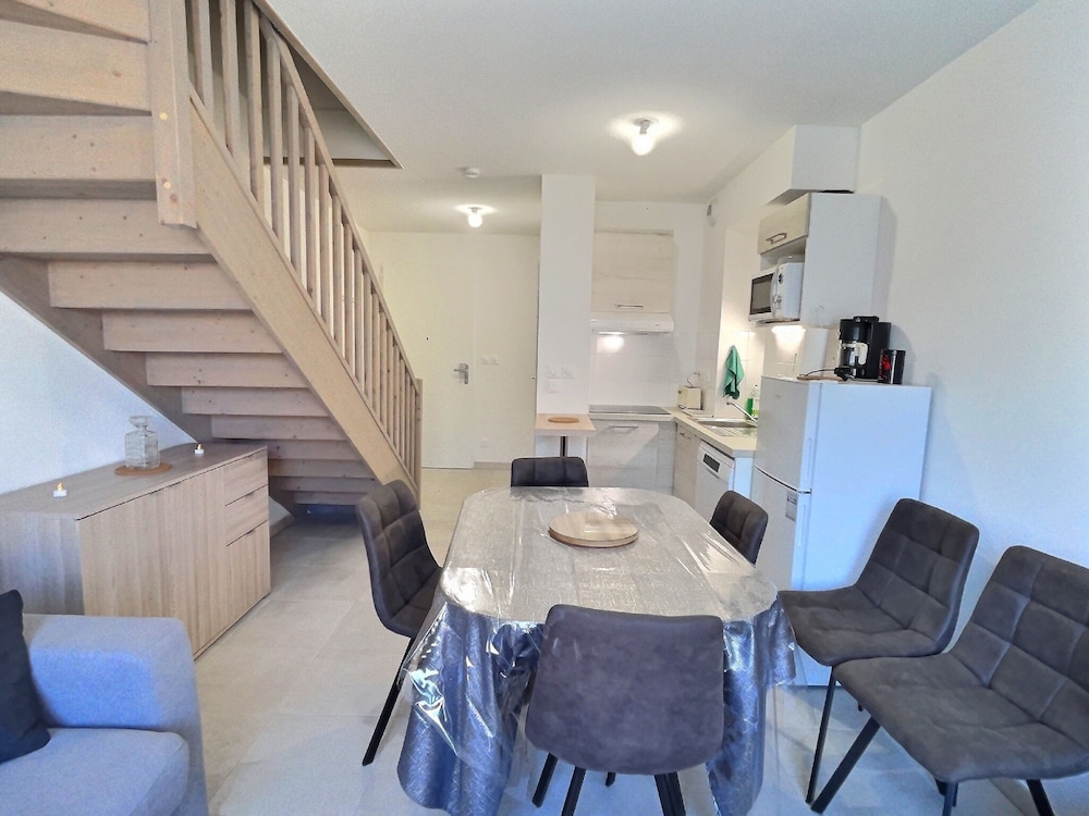 Apartment, 2 Bedrooms (6 people) - Photo 2