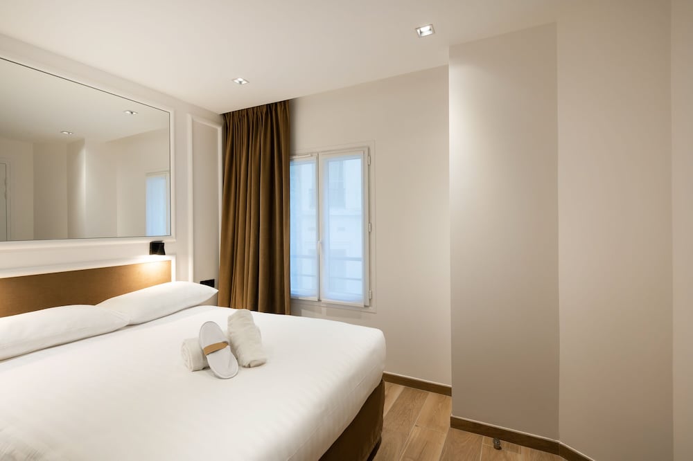 Available room