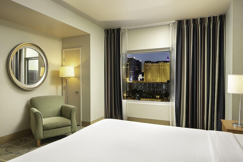 Princess Suite Strip View - Photo 2