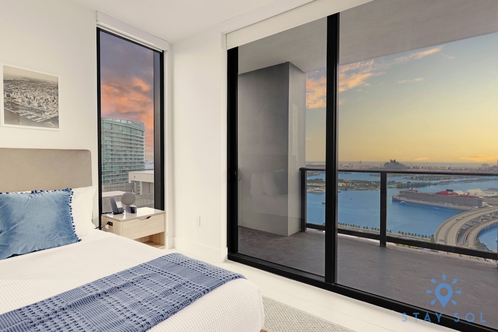 Apartment, 3 Bedrooms, Balcony, Bay View photo 3
