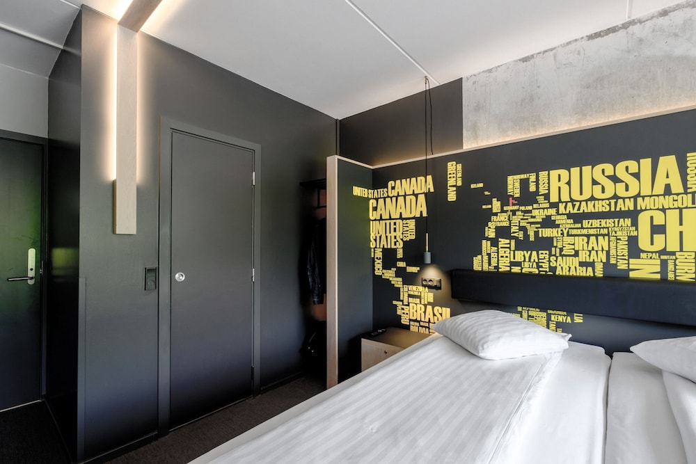 Standard Twin Room, 2 Twin Beds - Photo 4