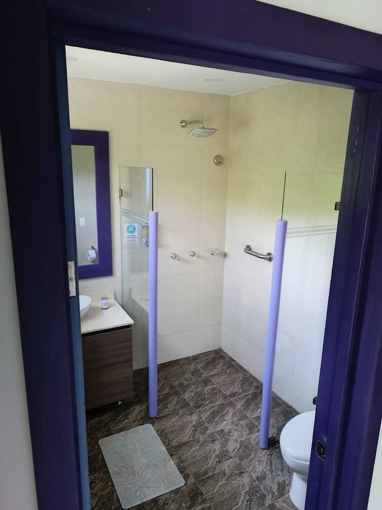 Junior Double or Twin Room, 2 Twin Beds, Balcony, Partial Sea View photo 3