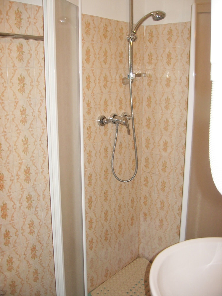Standard Room, 2 Twin Beds