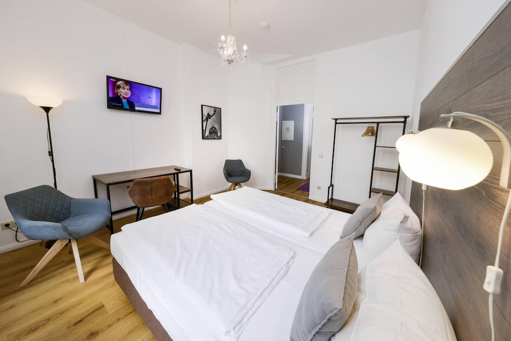 Family Apartment, 2 Bedrooms (84 sqm) photo 3