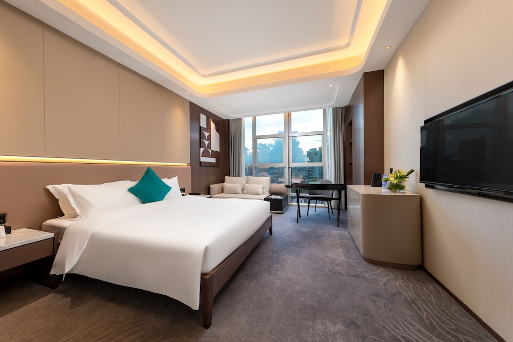 Executive Deluxe King Room photo 2