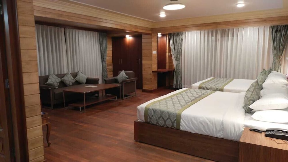 Luxury family view room with balcony photo 1