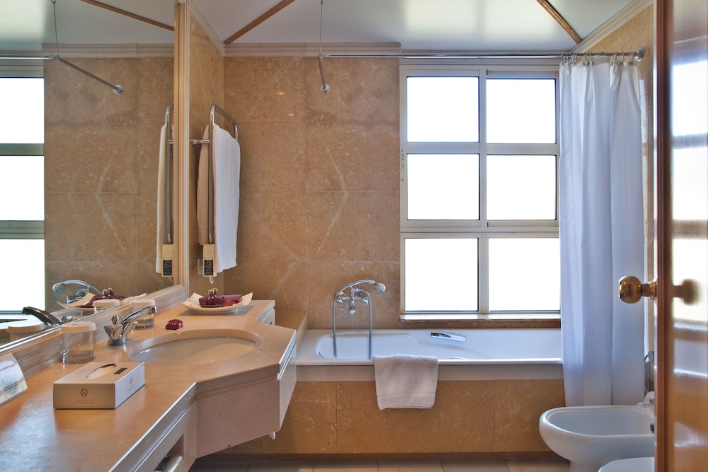 Superior Room - Photo 2