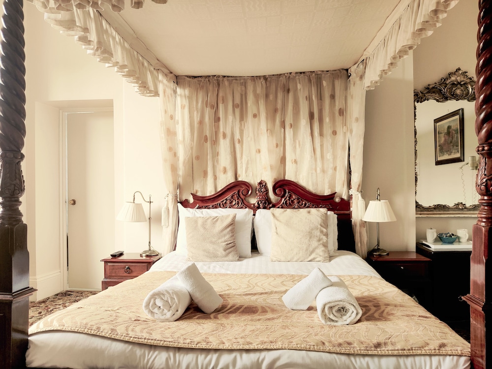 Superior Double Room, 1 Double Bed (Four Poster Bed) - Photo 5