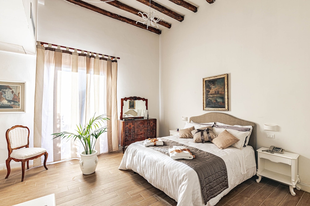 Classic Room - Photo 4