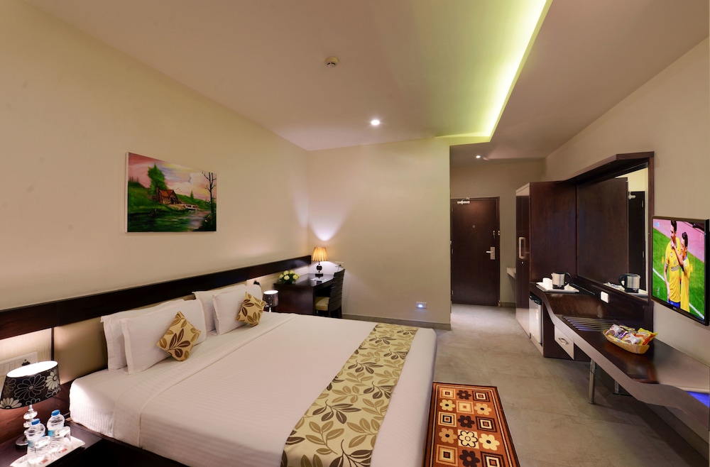 Superior Room, 1 King Bed