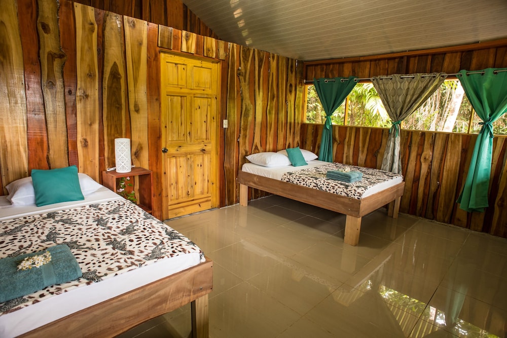 Double Room, 2 Double Beds, Beach View photo 2
