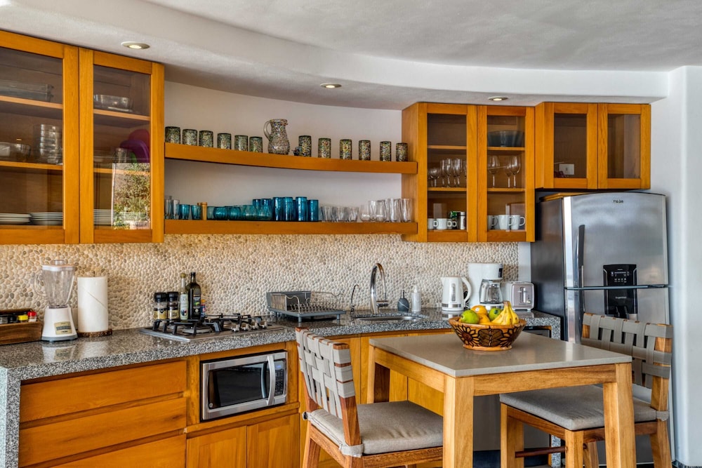 Exclusive Apartment, Ocean View photo 2