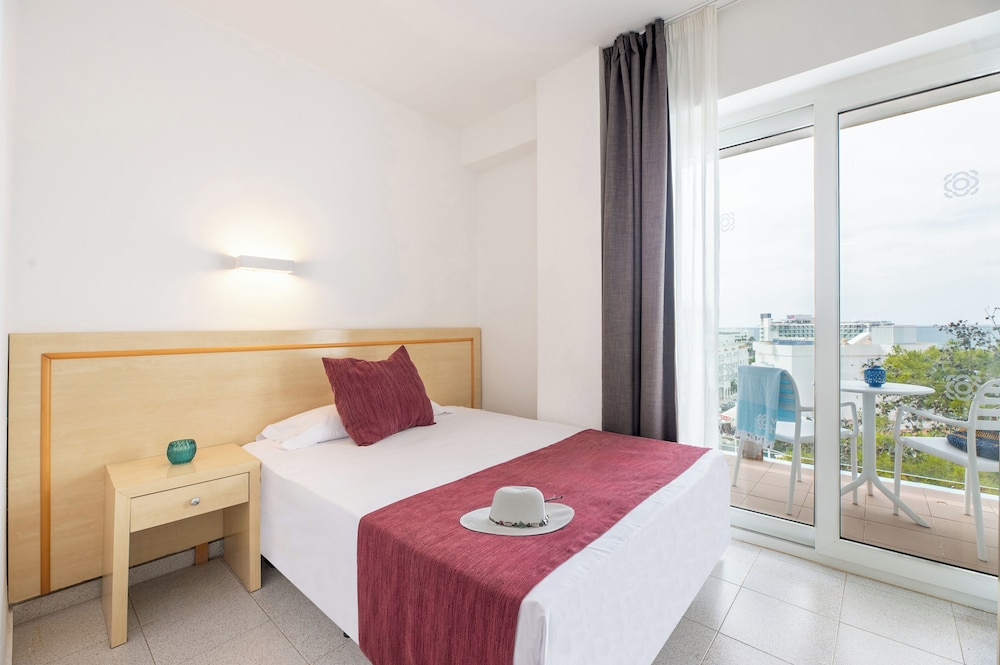 Single Room - Photo 1