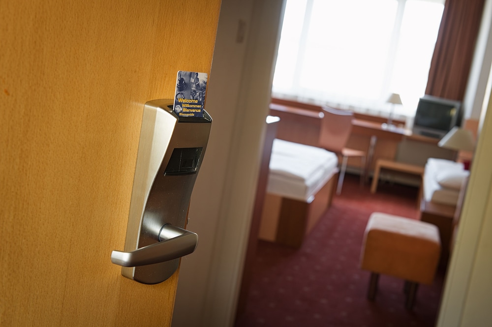 Comfort Triple Room, City View - Photo 2