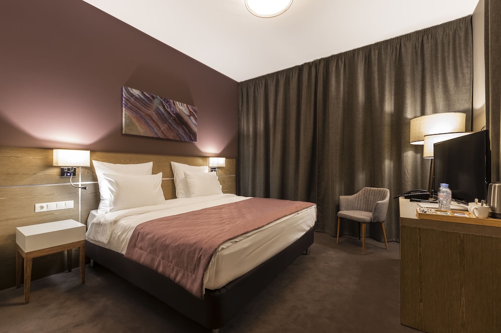 Grand Double Room, Balcony, Mountain View photo 2