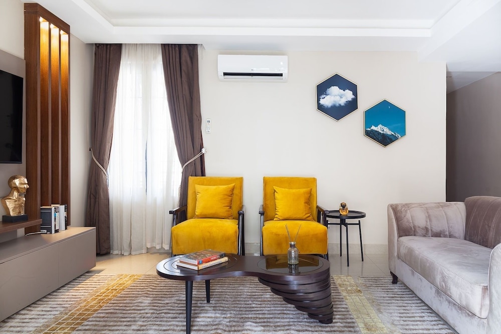 Business Apartment photo 2