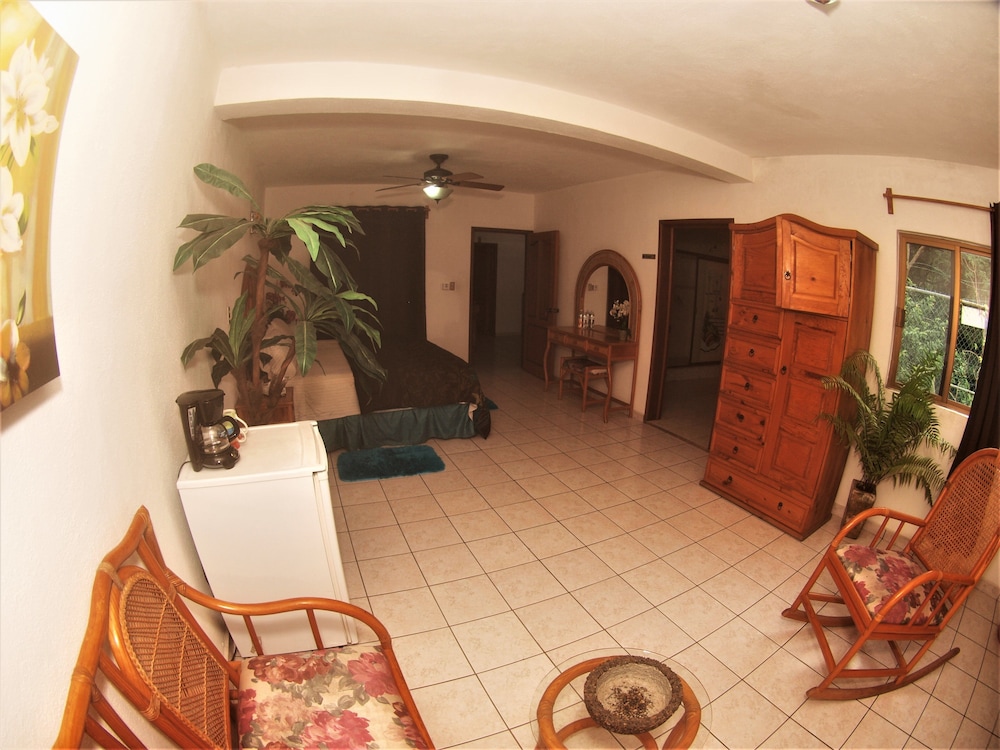 Luxury Suite, Private Bathroom (#7) photo 3