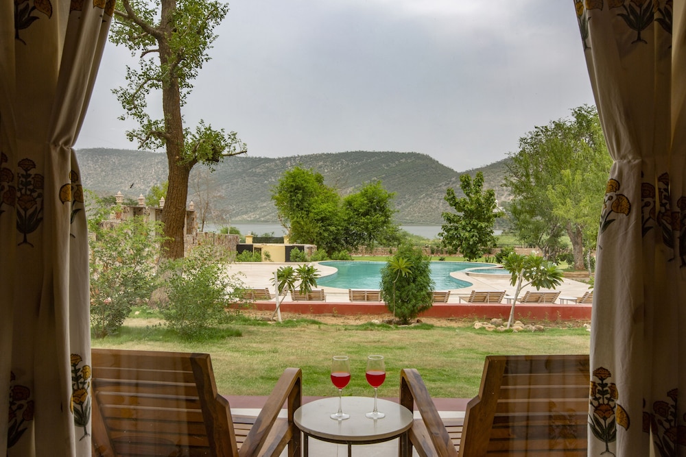 Pool View Cottage photo 3