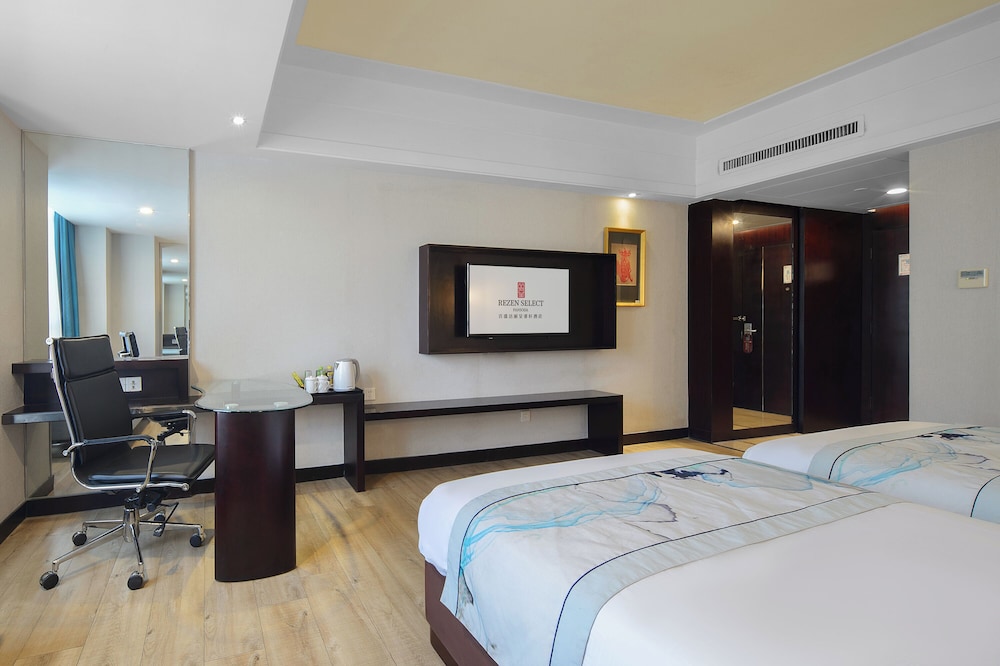 Deluxe Twin Room photo 2