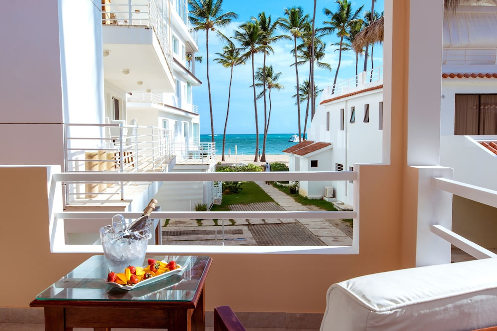 Premium Villa, 2 Bedrooms, Ocean View, Beachside