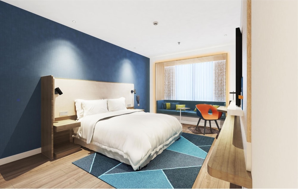 Suite, 1 Bedroom - Photo 2