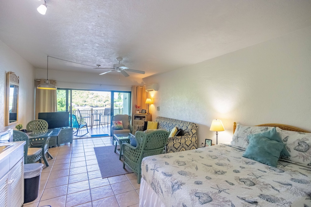 Condo, 1 Bedroom