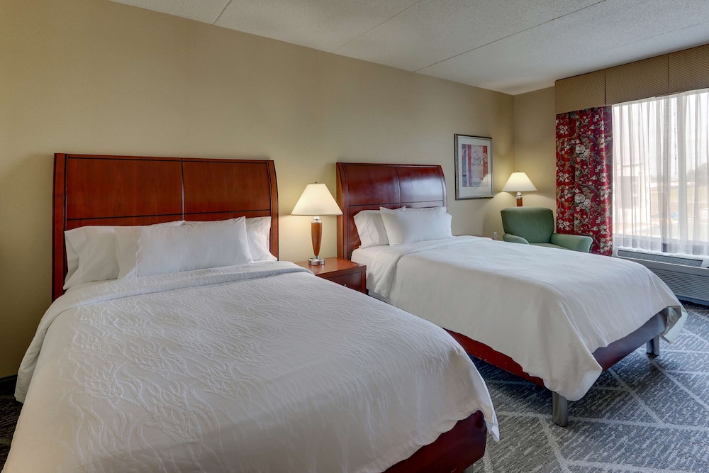 Room, 2 Queen Beds, Accessible photo 2