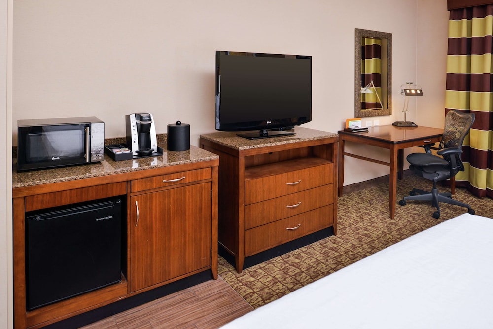 Room, Accessible photo 2
