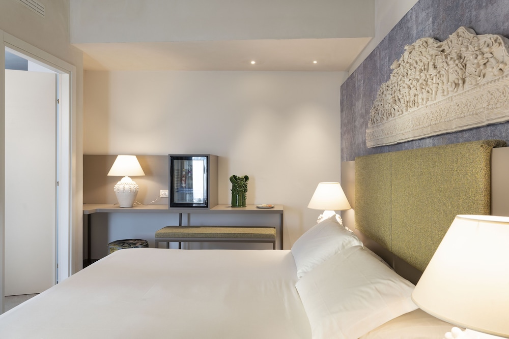 Classic Double or Twin Room photo 1