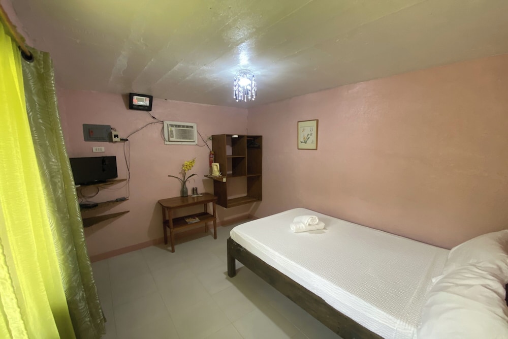 Economy Room photo 2