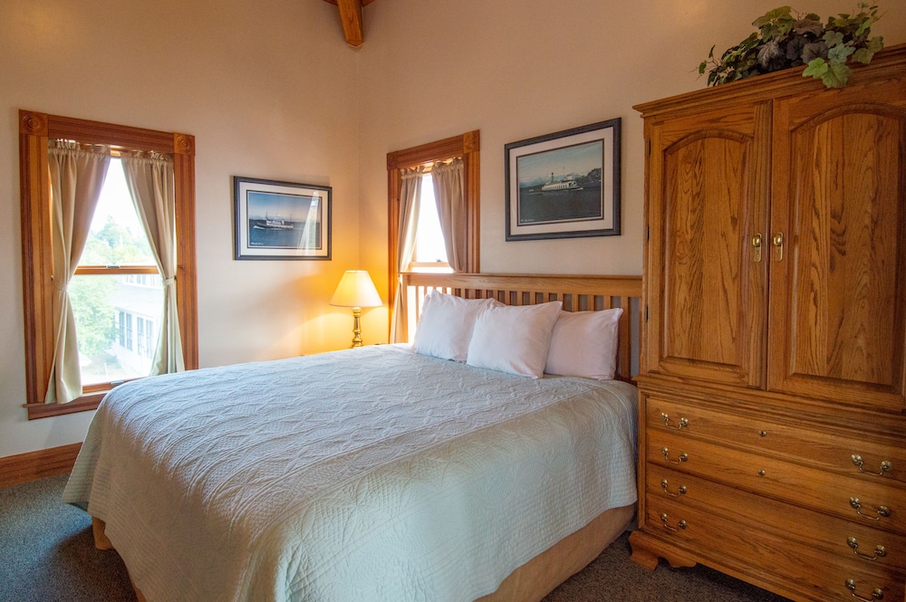 Deluxe Suite, Marina View photo 1
