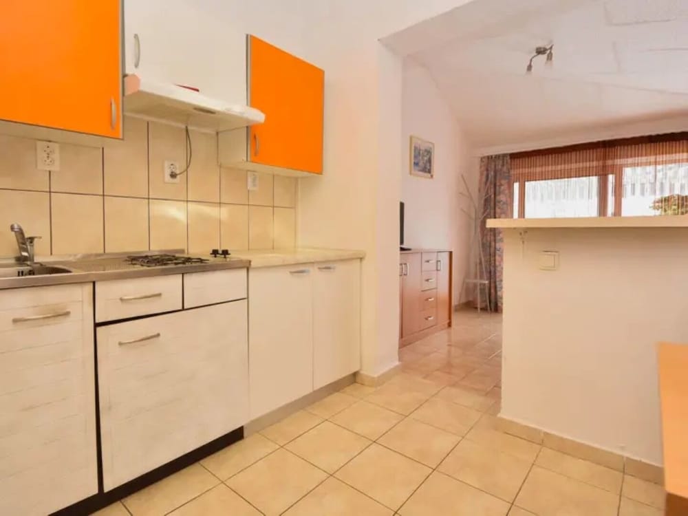 Apartment (Mimi - free parking and barbecue - A2)