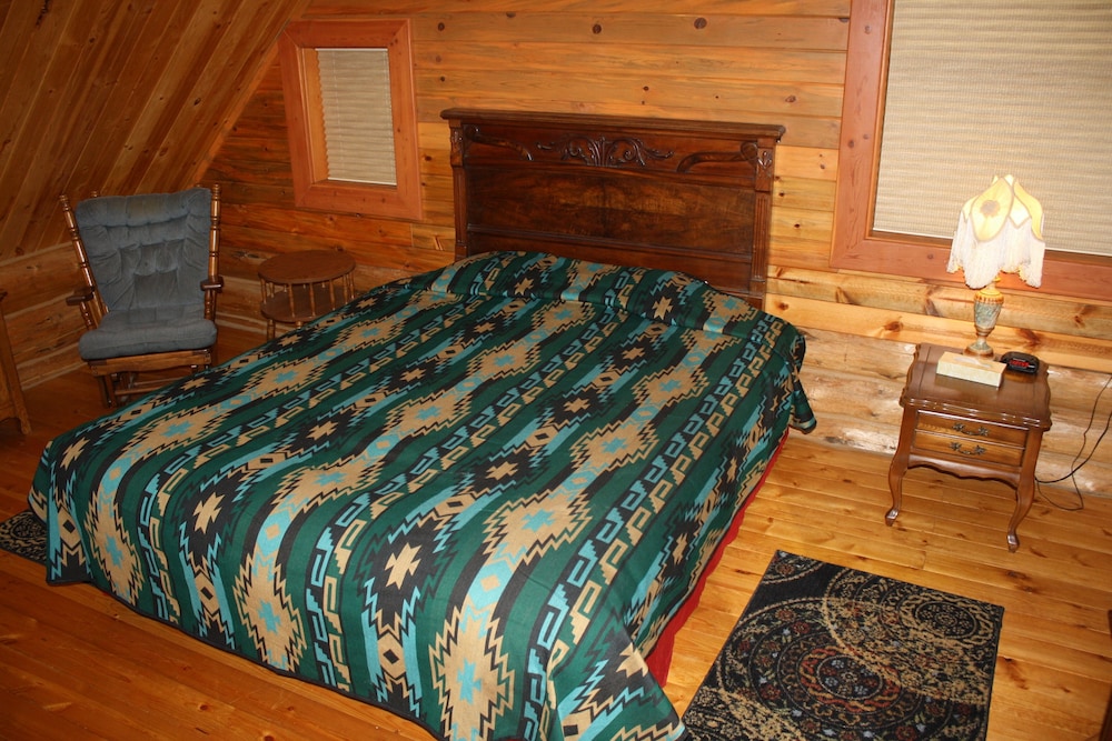 Exclusive Cabin, 2 Bedrooms, Kitchenette, River View