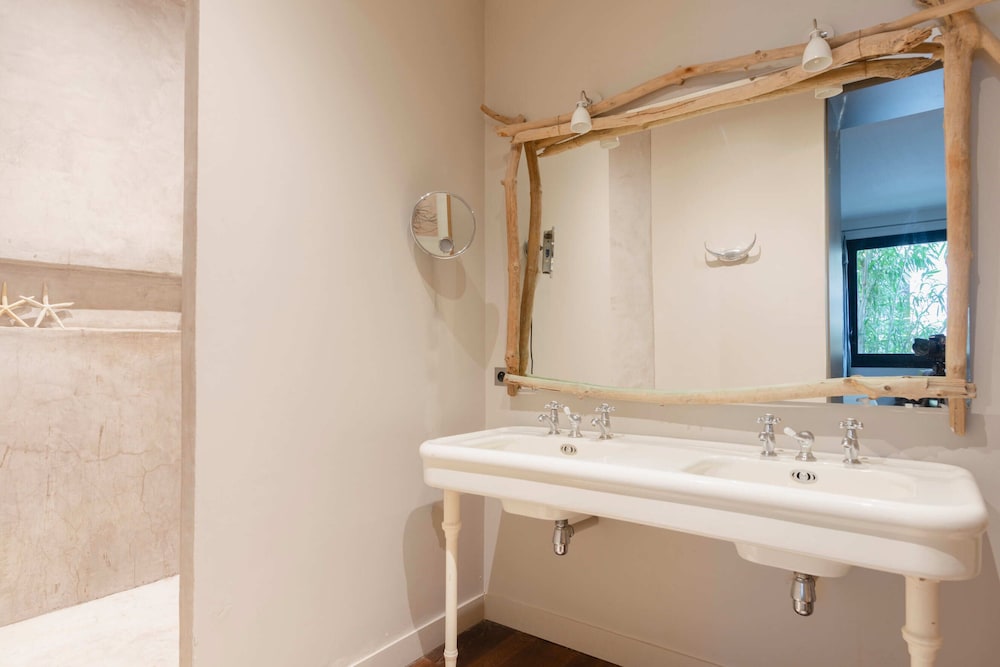 Design House photo 2