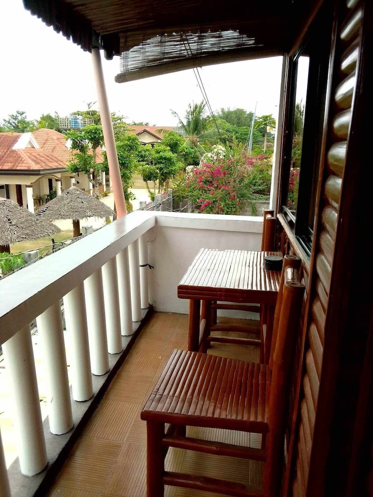 Traditional Room, 1 Double Bed, Balcony, City View photo 2